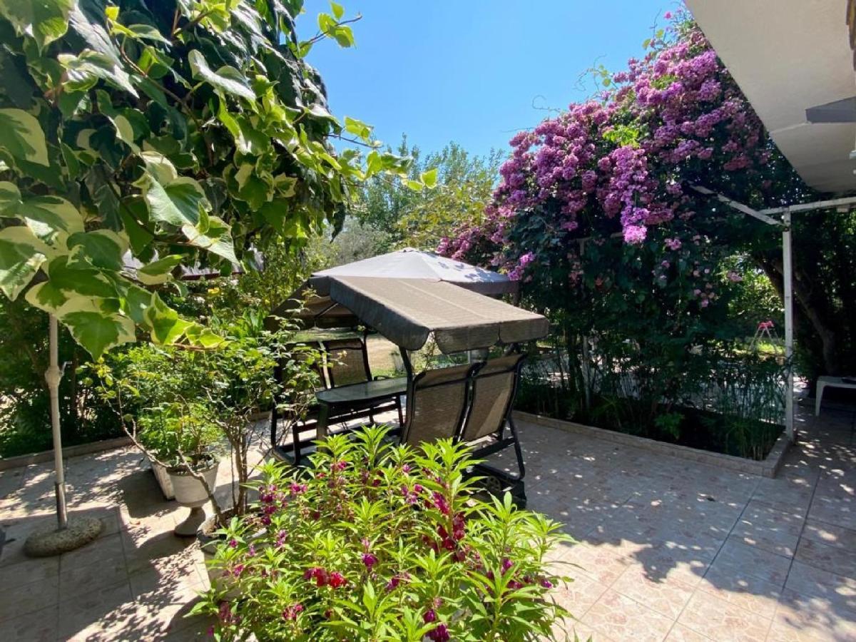 Riverside Apartments Chiara Ulcinj Ngoại thất bức ảnh