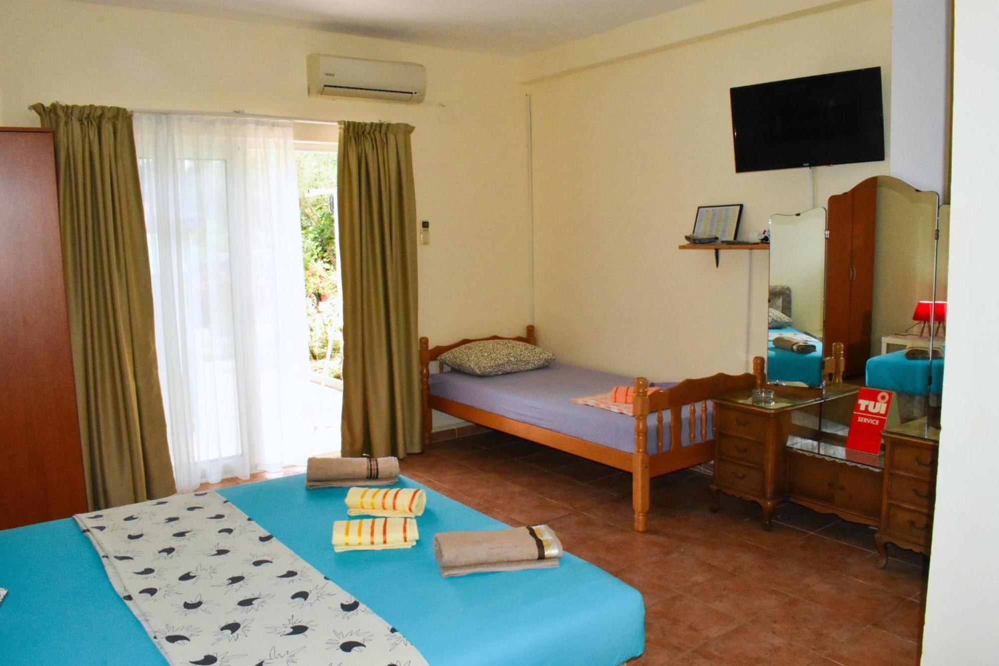Riverside Apartments Chiara Ulcinj Phòng bức ảnh